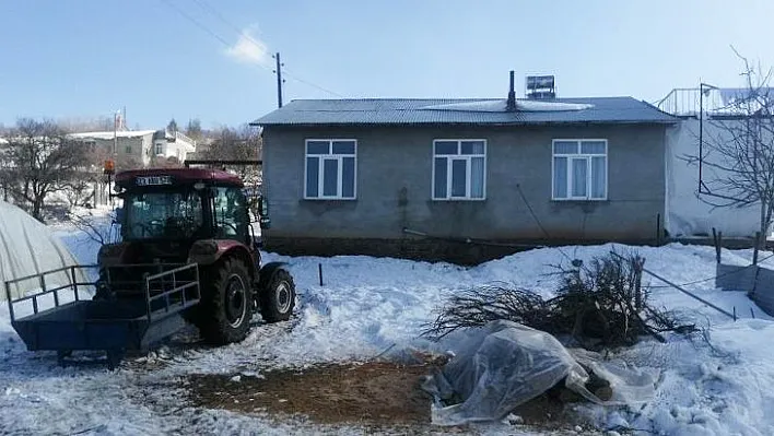 Göç yüzünden hayalet köye döndü, bu köyde 9 kişi yaşıyor