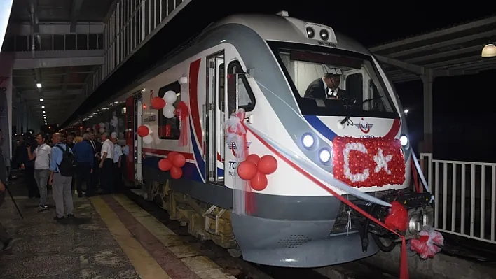 Malatya-Elazığ ekspresi sefere başladı