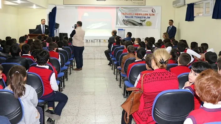 Öğrencilere balık tüketiminin faydaları anlatıldı