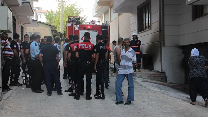 Bodrum katta çıkan yangın korkuttu
