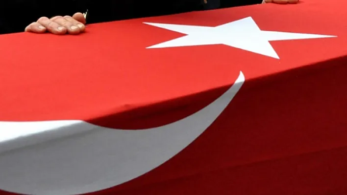 Kalp krizinden vefat eden polisin naaşı Elazığ'a getirildi