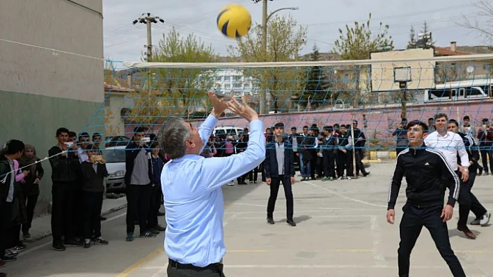 'Geçmişimizden aldığımız güçle geleceğimizi planlıyoruz'