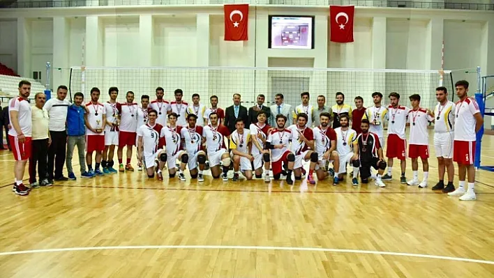 Voleybolda Elazığ KYK bölge şampiyonu