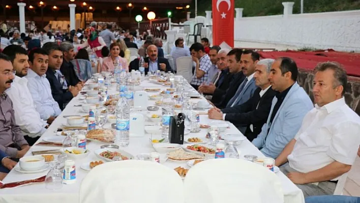 Tarım personeli iftarda buluştu