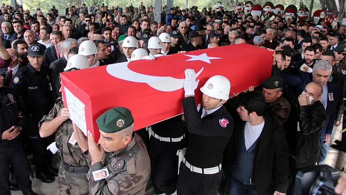 Elazığlı özel harekatçıya son görev