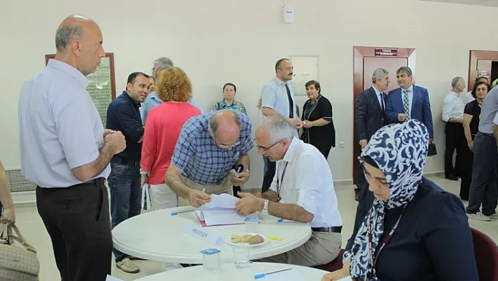 Fırat Üniversitesi rektör adaylarını seçiyor