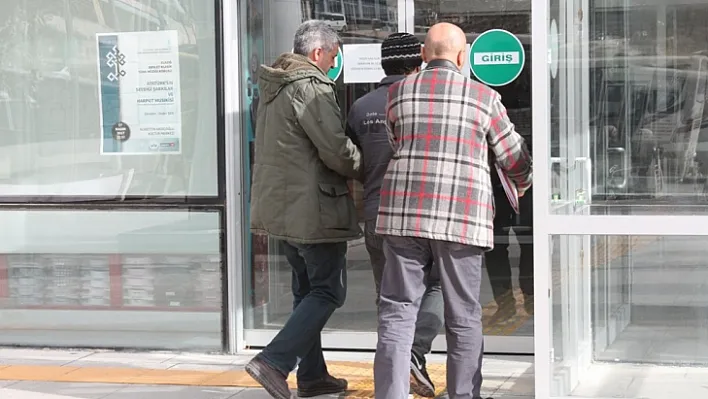 Silahlı gaspçı tutuklandı