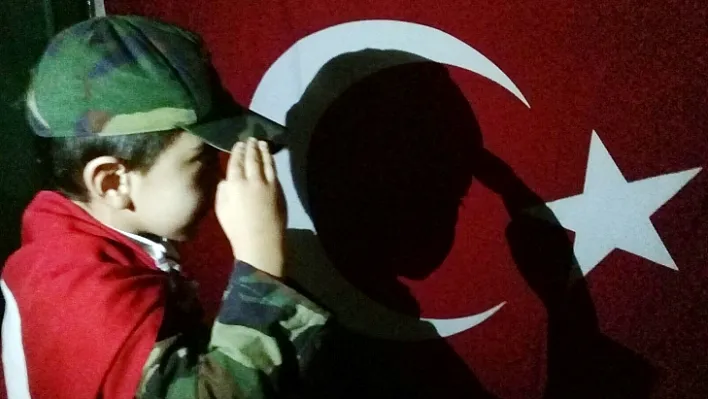 Miniklerden Afrin'e Komando Andı ile mesaj