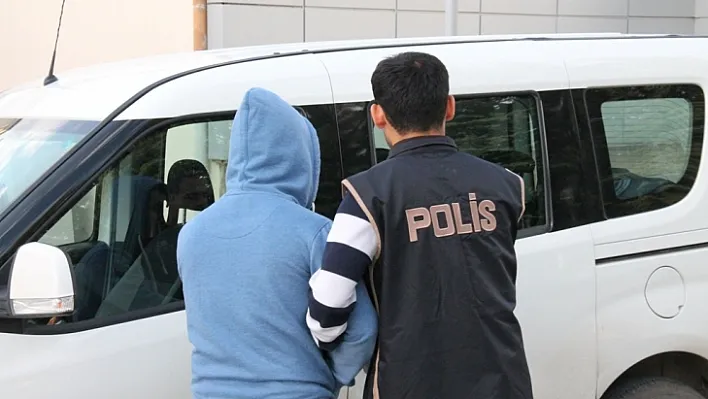 FÜ'de ikinci dalga FETÖ operasyonu