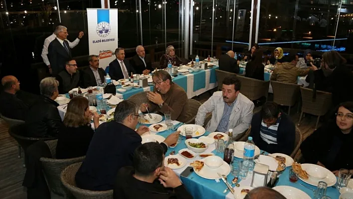 Başkan Yanılmaz akademisyenlerle bir araya geldi