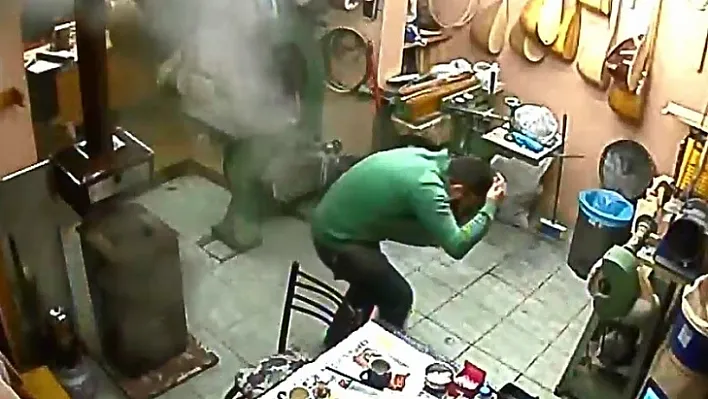 Soba bomba gibi patladı