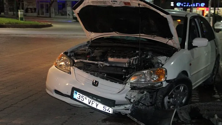 Elazığ'da trafik kazası: 2 yaralı