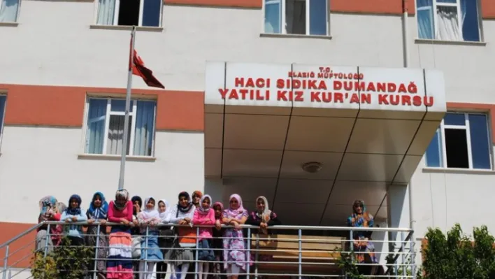 Elazığ Müftülüğü'nden taşımalı eğitim