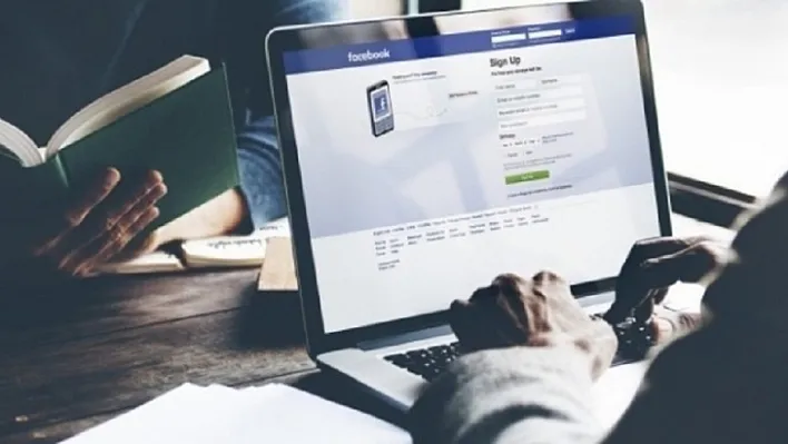 Milyonlarca kişinin bilgileri çalındı.. Facebook mesaj atacak