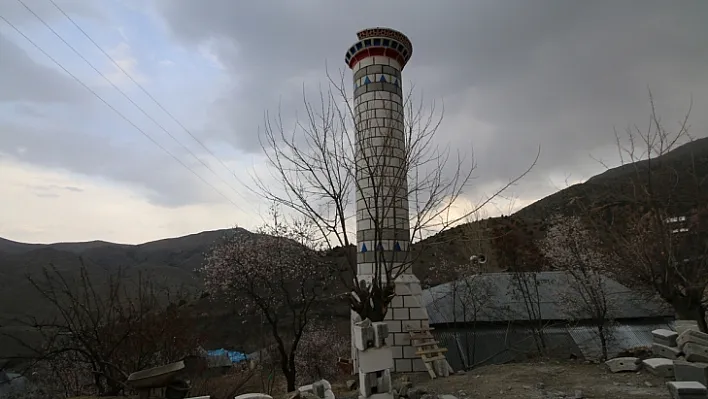 Keban'da minareden düşen kişi öldü