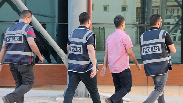 Elazığ'da 9 polis tutuklandı