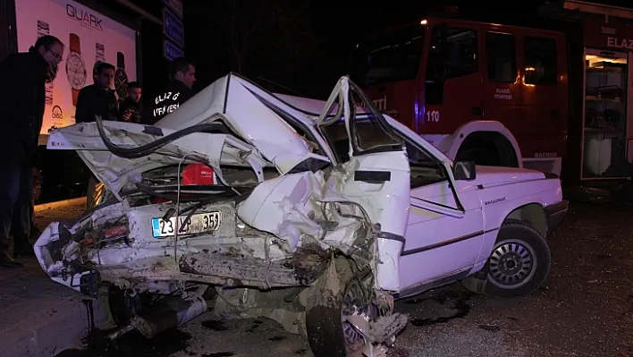 Elazığ'da feci kaza! 4 yaralı