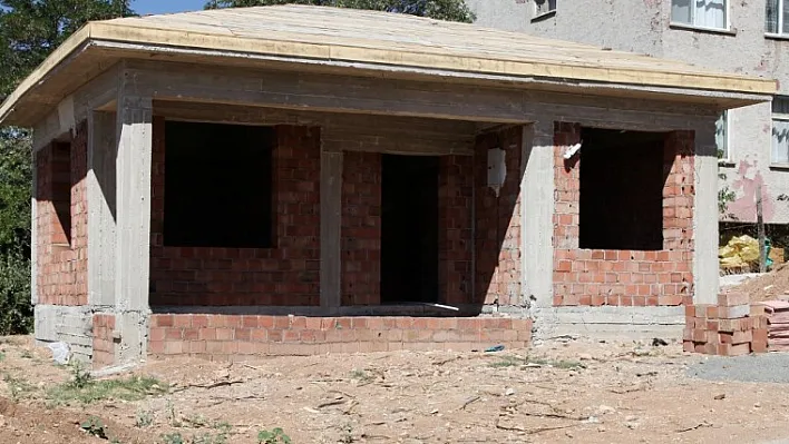 Yeni taziye evleri ve muhtar ofisleri yapılıyor