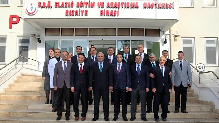 Vali Zorluoğlu: Elazığ'ın sağlıkta bölge merkezi olma iddiası sürüyor