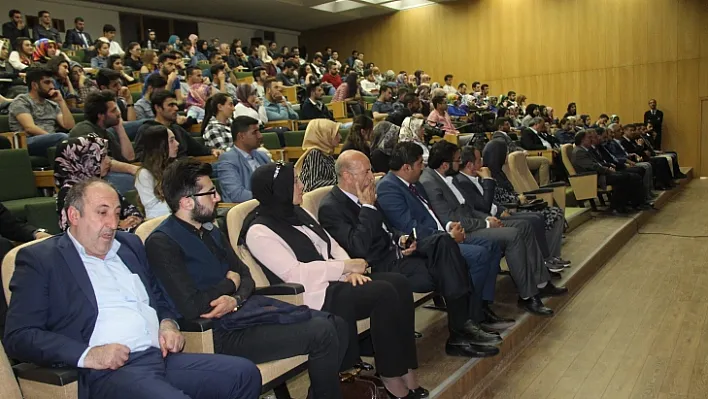 'Yüzde Yüz Milli Düşünce, Yüzde Yüz Yerli Üretim, Doğru Tercih'