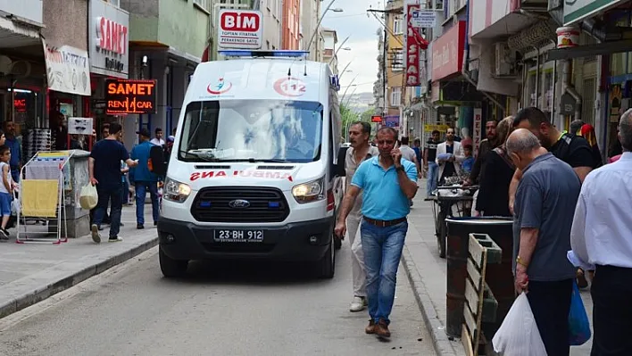 16 yaşındaki çocuk ağabeyini bıçakladı