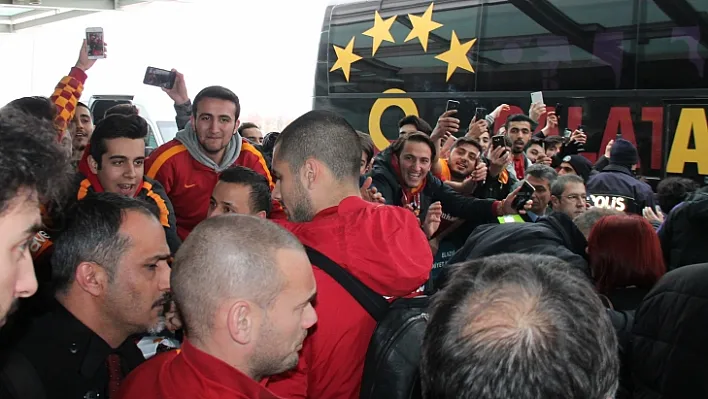 Galatasaray kafilesi Elazığ'da