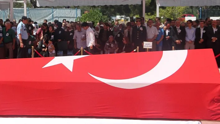 Şehit polis Uzun için Elazığ'da tören düzenlendi