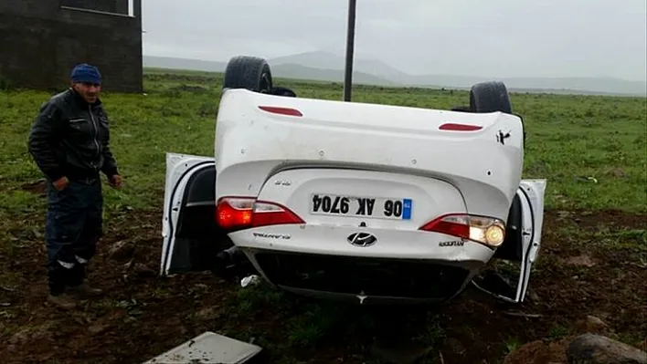 Elazığ Karakoçan'da kaza: 2 yaralı