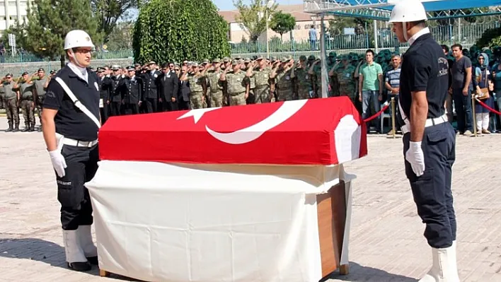 Şehit polis memleketine uğurlandı