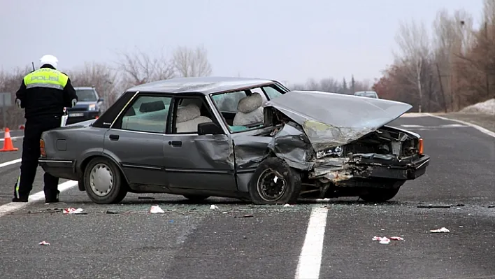 Elazığ'da trafik kazası: 4 yaralı