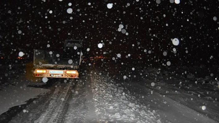 Diyarbakır-Elazığ yolu ulaşıma kapatıldı