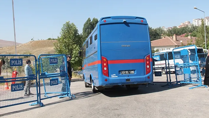 FETÖ sanığı ifade verirken bayıldı