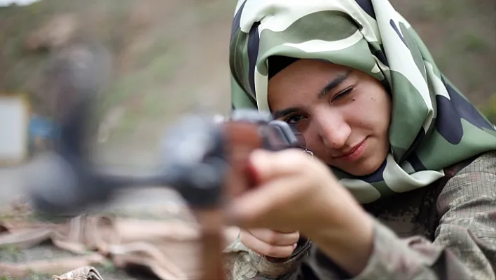 Elazığ'ın kadın güvenlik korucuları babalarının izinde