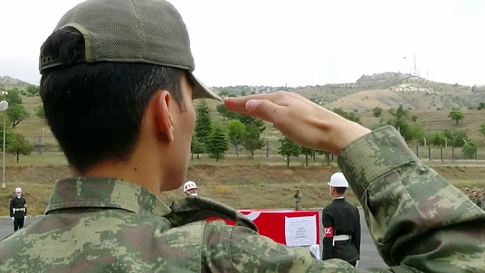 Şehit uzman çavuş memleketine uğurlandı