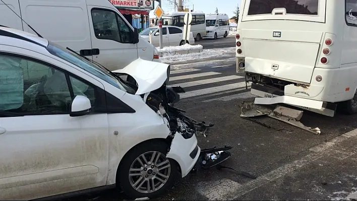 Elazığ'da trafik kazası: 6 yaralı