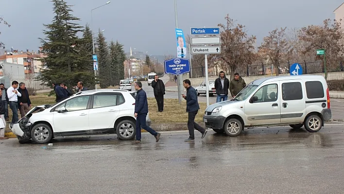 Elazığ'da trafik kazası