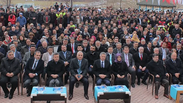 Elazığ Belediyesi 'Hayır Çarşısı' açıldı