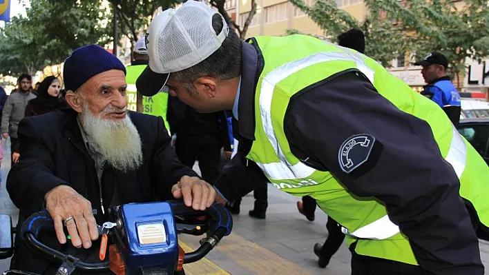 Elektrikli ve motorlu bisiklet sürücülerine uyarı