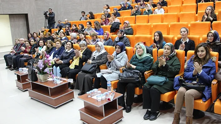Rektör Demirdağ, 'Kadınlar Günü'nü kutladı