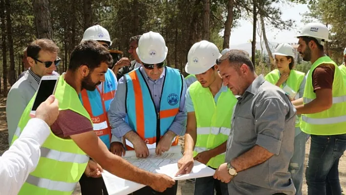 Başkan Yanılmaz devam eden çalışmaları inceledi