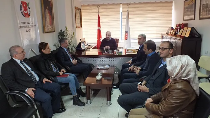 'Yerel basın ne kadar güçlüyse şehir o kadar ayakta olur'