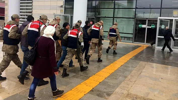 Babasını av tüfeğiyle öldüren 24 yaşındaki genç tutuklandı