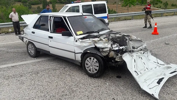 Keban'da trafik kazası: 1 yaralı