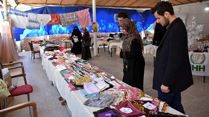 23 ülkedeki yetimler için kermes