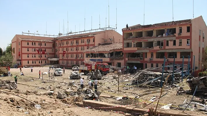 Son Dakika: Elazığ Emniyet Müdürlüğü saldırısıyla ilgili...