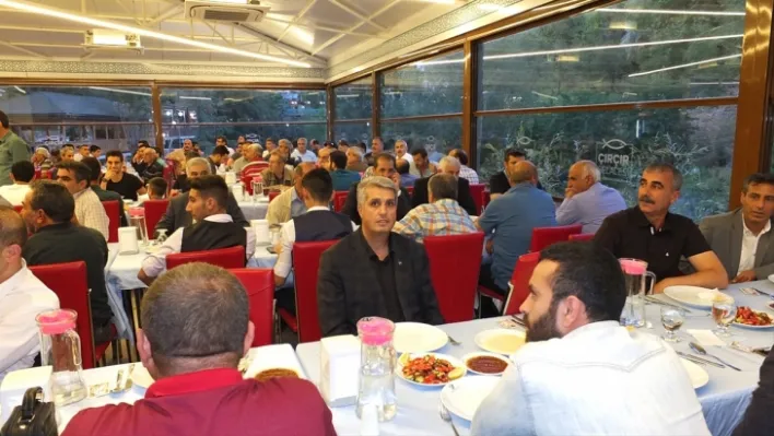 MHP üyeleri iftarda buluştu