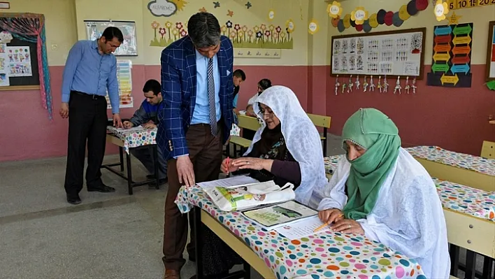 Çocukluk hayallerine 60'ından sonra kavuştular