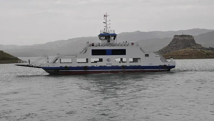 Tunceli'de feribot seferleri başladı