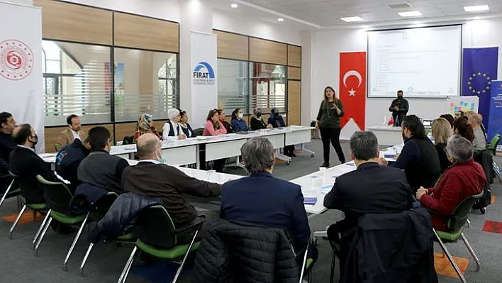 'İşin Var, Gücün Var' çalıştayı düzenlendi