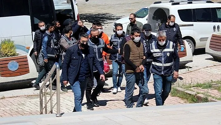 Elazığ polisi çeteyi çökertti